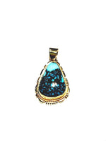 
              Gold turquoise pendant
            