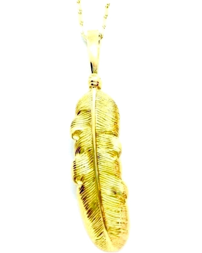 Yellow gold feather  pendant with chain