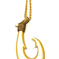 Yellow pearl shell fish hook necklace（Medium）